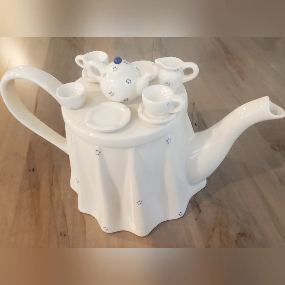 TEAPOT 